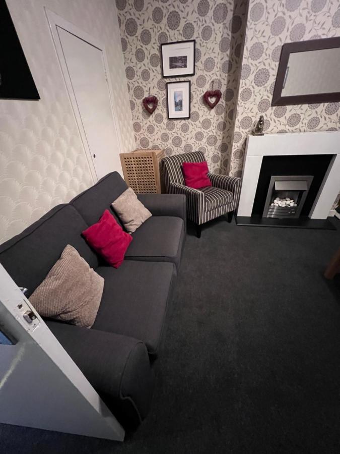 Crags View Apartment On The Royal Mile Edimburgo Exterior foto